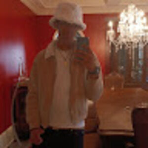 Meet your Posher, Omari